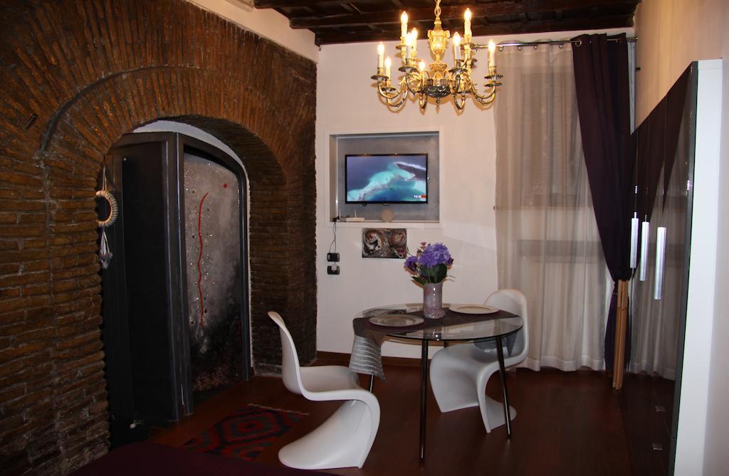 Domus31 - Luxury House In Trastevere روما الغرفة الصورة